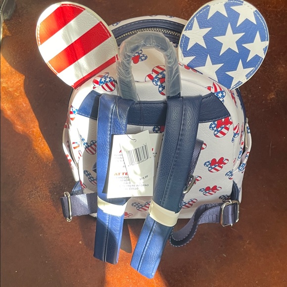NWT Disney Stars and Stripes Mini Backpack - Picture 2 of 3